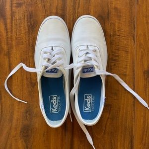 Ked’s Little White Shoes